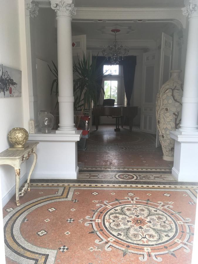 Chateau Nevers Bed & Breakfast Varennes-Vauzelles Exterior photo
