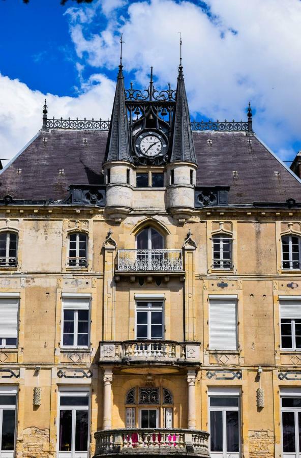 Chateau Nevers Bed & Breakfast Varennes-Vauzelles Exterior photo