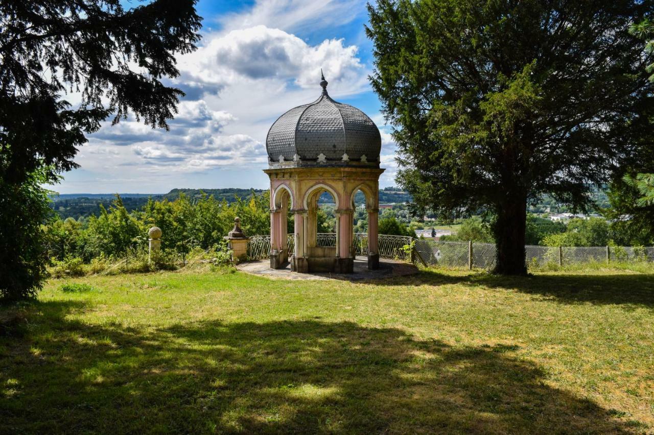 Chateau Nevers Bed & Breakfast Varennes-Vauzelles Exterior photo